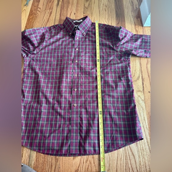 L.L. Bean Plaid Red/Green Button Down Shirt - Size Large - Wrinkle Resistant - Picture 5 of 8